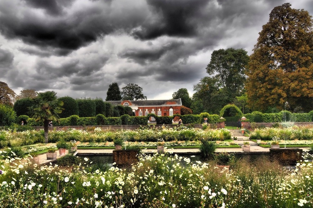 The Sunken Garden, Kensington Palace, London, England, UK.